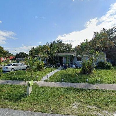 17513 Nw 48 Th Pl, Miami Gardens, FL 33055