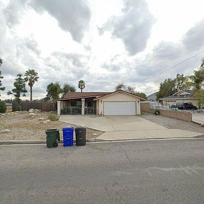 17747 Marygold Ave, Bloomington, CA 92316