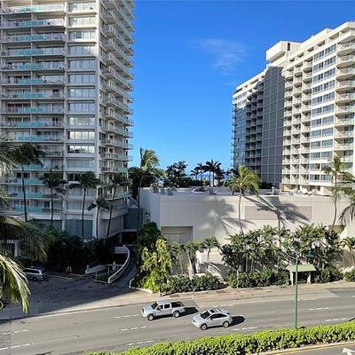 1778 Ala Moana Blvd #811, Honolulu, HI 96815