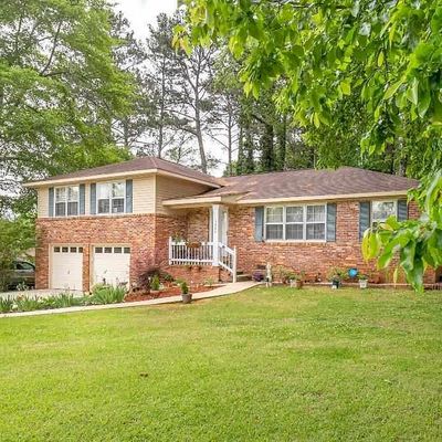 1800 Diane Dr, Anniston, AL 36207