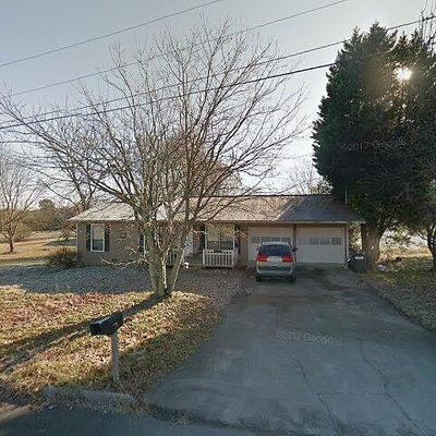 1824 Frankie Ln, Sevierville, TN 37876