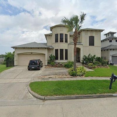 1834 Lakeside Dr, Seabrook, TX 77586