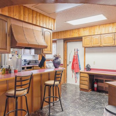 1854 Loose Moose Loop, North Pole, AK 99705