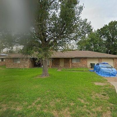 1880 Lucille St, Beaumont, TX 77705