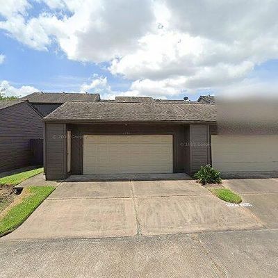 2252 Gemini St, Houston, TX 77058