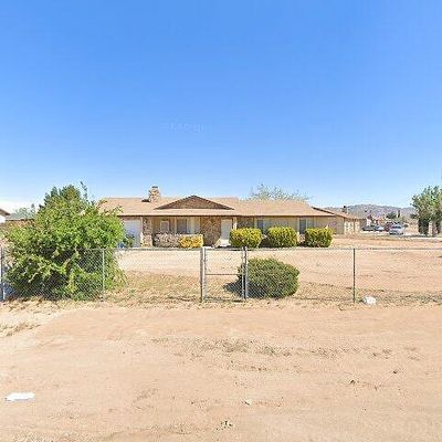 22574 Powhatan Rd, Apple Valley, CA 92308