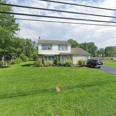 2260 Lenni Rd, Aston, PA 19014