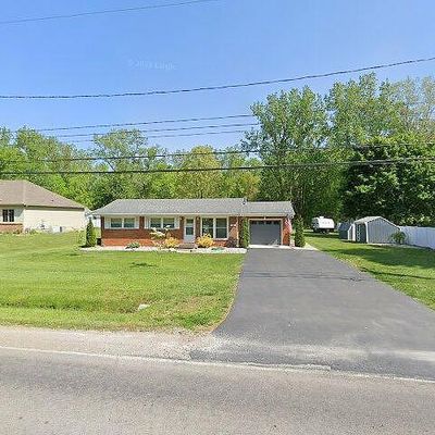 2268 W Dean Rd, Temperance, MI 48182