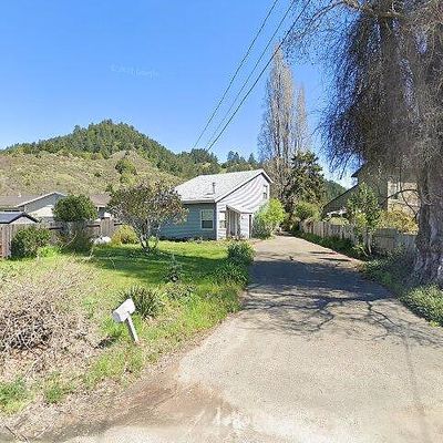 22926 Conifer Dr, Monte Rio, CA 95462