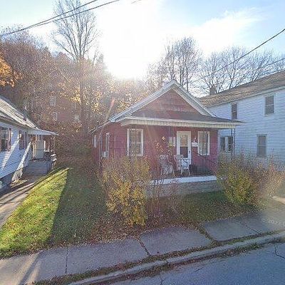 23 Roberts St, Bradford, PA 16701