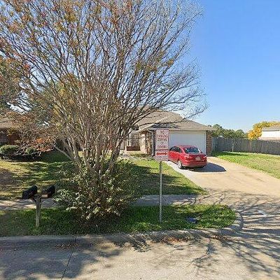 2300 Clareton Dr, Arlington, TX 76018