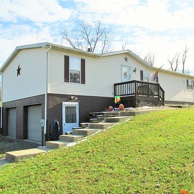 231 Richmond Dr, Jeannette, PA 15644