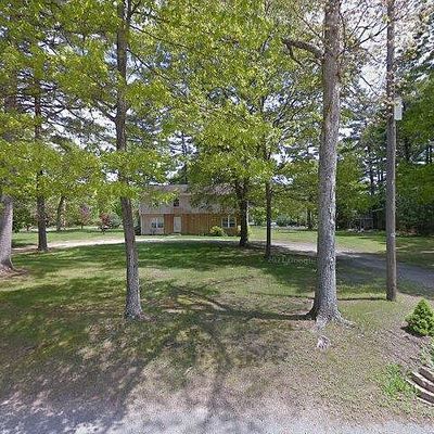 231 Shady Valley Rd, Coventry, RI 02816