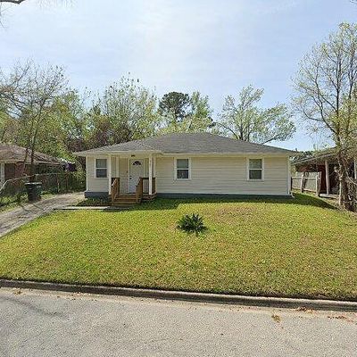 2357 Jurgensen St, Savannah, GA 31404