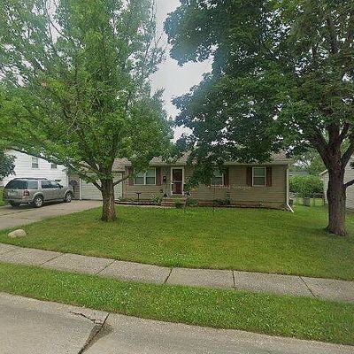 2405 W 41 St St, Davenport, IA 52806