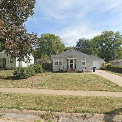 2405 Van Buren St, Bellevue, NE 68005