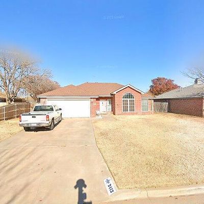 2412 Magan St, Plainview, TX 79072