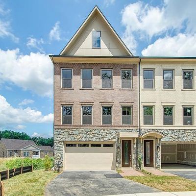 242 Caulfield Ln, Gaithersburg, MD 20878