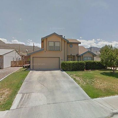 2421 Nevada Dr, Alamogordo, NM 88310