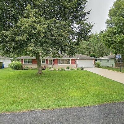 2423 Tamrack St, Kalamazoo, MI 49006