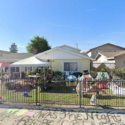 2427 Chanslor St, Pomona, CA 91766