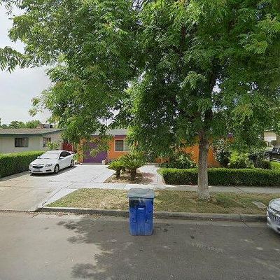 2443 W Dayton Ave, Fresno, CA 93705