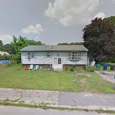 25 Joanna Dr, Warwick, RI 02886