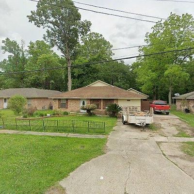 2505 S Magnolia Dr, Baker, LA 70714