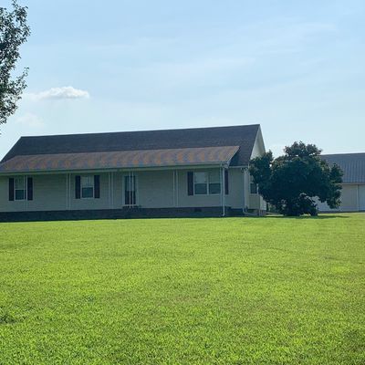 2511 Robertson Rd, Lawrenceburg, TN 38464