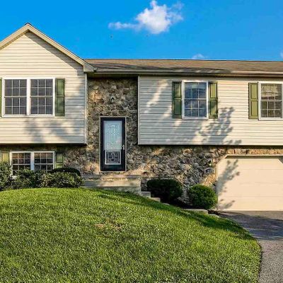 257 Cypress St, Bainbridge, PA 17502