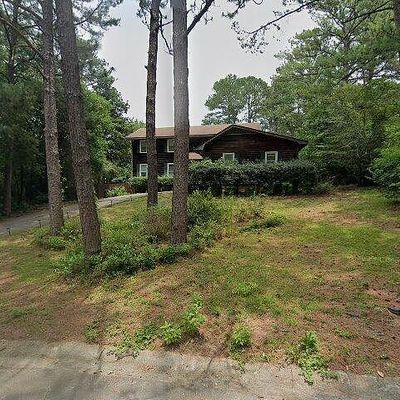 210 Lake Front Dr, Warner Robins, GA 31088