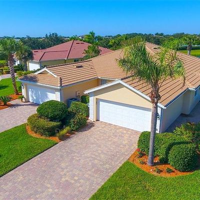 2114 Burgos Dr, Sarasota, FL 34238