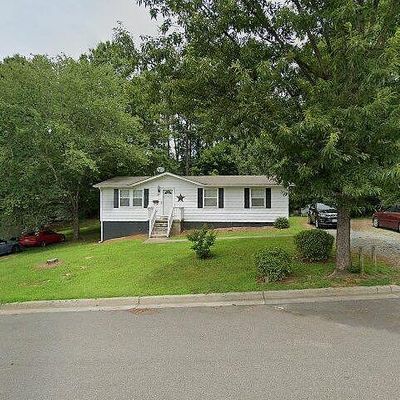 2116 Eastover Dr, South Boston, VA 24592