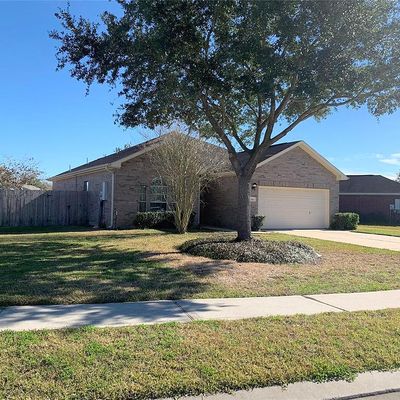 214 Silver Mist Cir, Dickinson, TX 77539