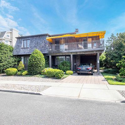 215 60 Th St, Avalon, NJ 08202