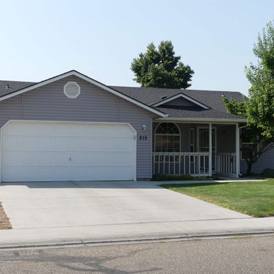 215 School Ave, Nampa, ID 83686