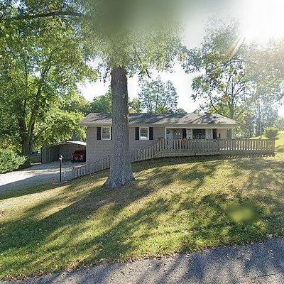 219 S Wallace St, Dale, IN 47523