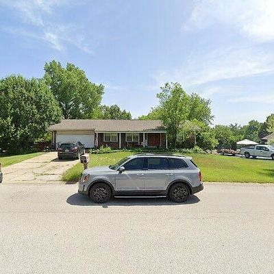 22 Lake Hill Dr, Saint Peters, MO 63376