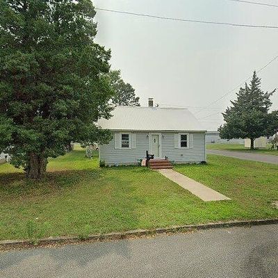 220 Oak Rd, Seaford, DE 19973