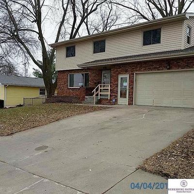 2202 Jackson St, Bellevue, NE 68005