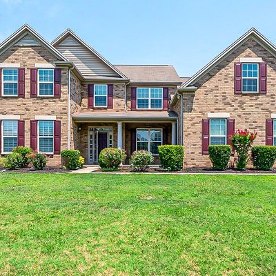 221 Rock Castle Dr, Lebanon, TN 37087