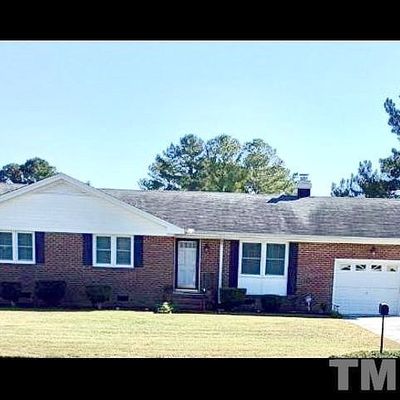 2211 Fieldcrest Rd E, Wilson, NC 27893