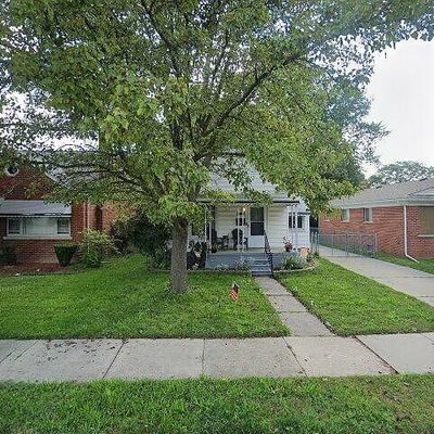 22146 Beechwood Ave, Eastpointe, MI 48021