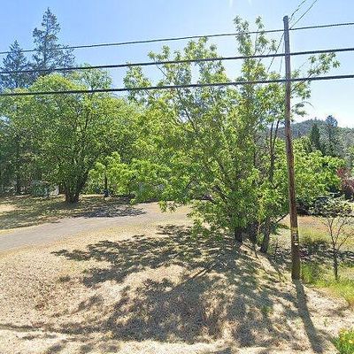 22262 Highway 62, Shady Cove, OR 97539