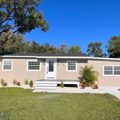 2229 Robin Rd, New Smyrna Beach, FL 32168