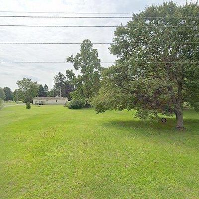 225 Lake, Hanover, MI 49241