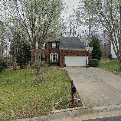 2823 Glen Summit Dr, Charlotte, NC 28270