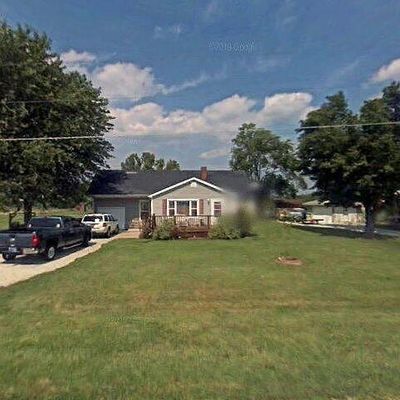 2856 E Brown Rd, New Castle, IN 47362