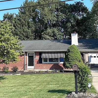 2867 Larkin Rd, Upper Chichester, PA 19061