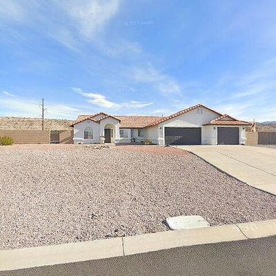 2879 Hillview Dr, Bullhead City, AZ 86442